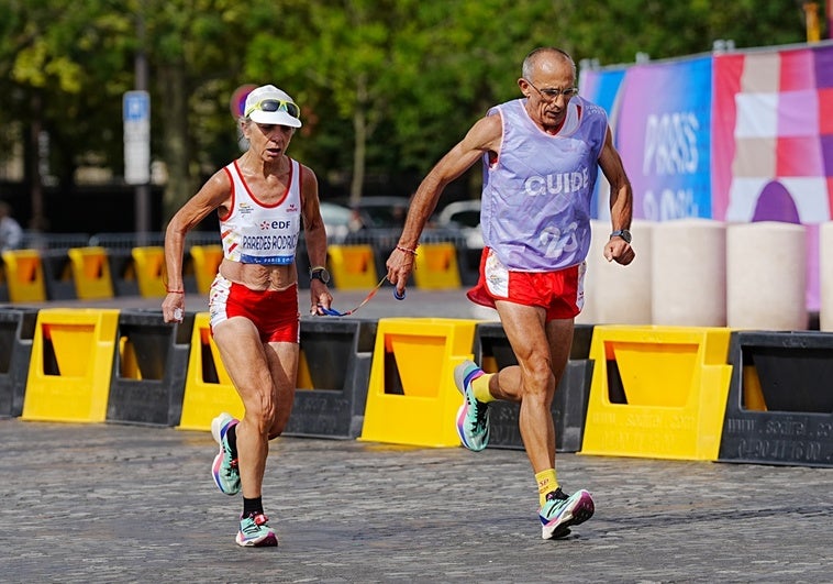 carmen-paredes-lorenzo-sanchez-RyBJbzXCAz1elbUOeUev53M-758x531@diario_abc.jpg