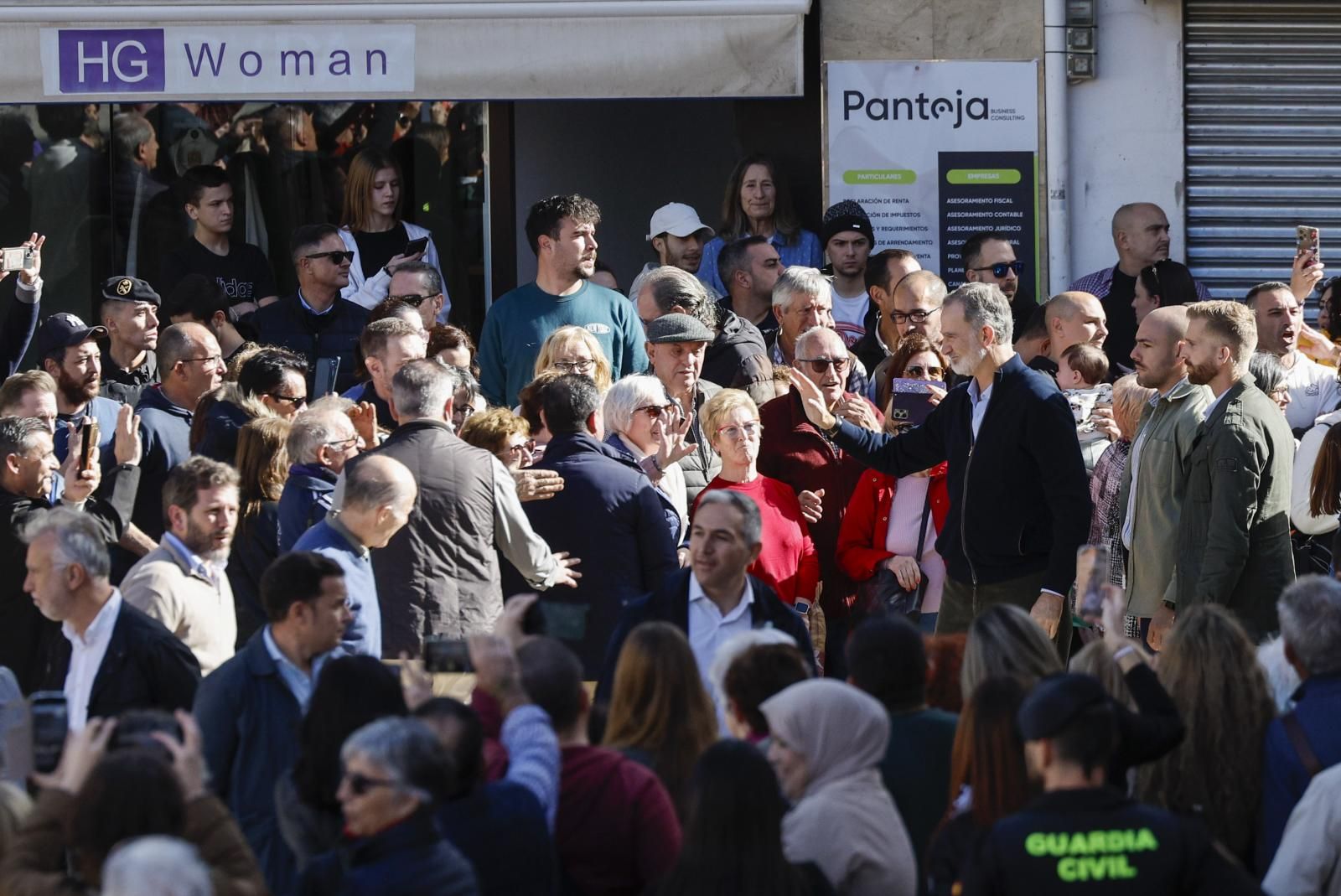 Los Reyes causan una gran expectación en el municipio de Chiva