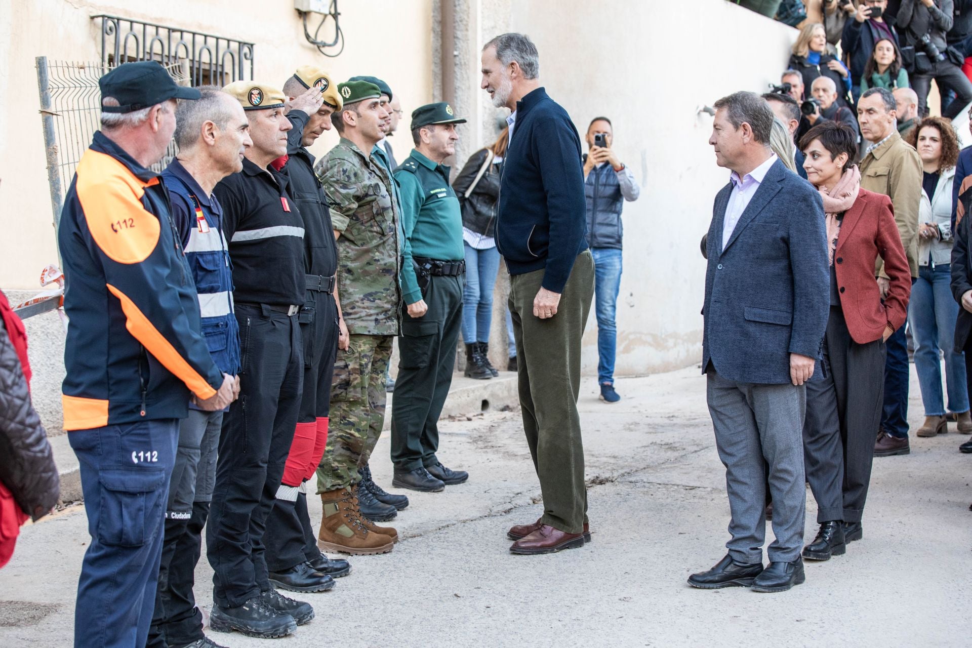 Las imágenes del multitudinario recibimiento a los Reyes en Letur