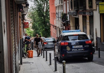 Un hombre de 27 años agrede a botellazos a un joven en Lavapiés