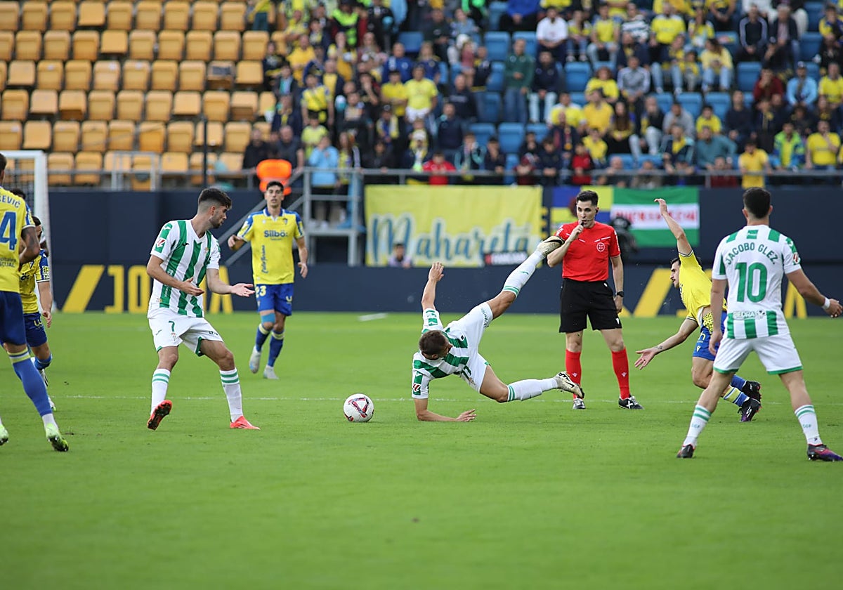 El árbitro del Cádiz - Córdoba CF del pasado domingo