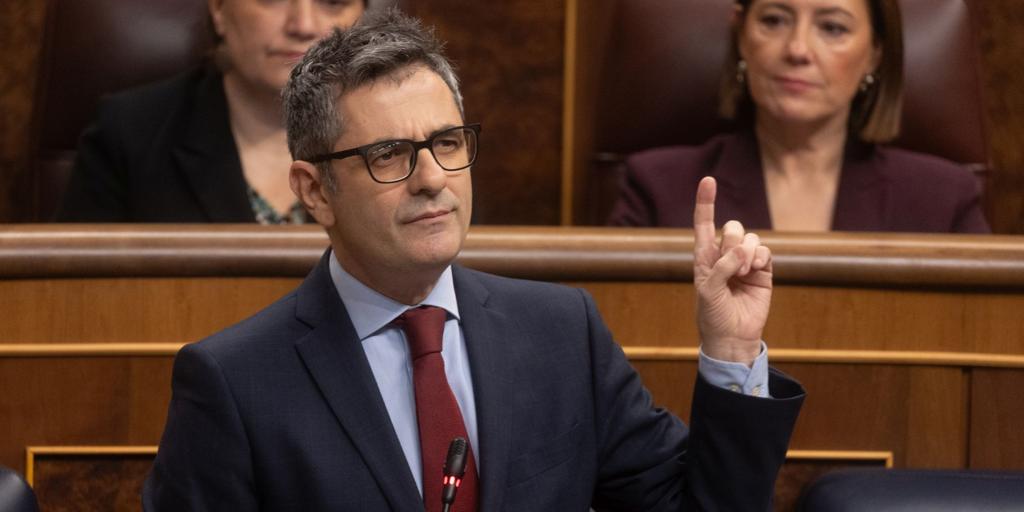 Bolaños cuela un bulo sobre Cayetana Álvarez de Toledo al afirmar que era  jefa de gabinete de Acebes durante el 11-M