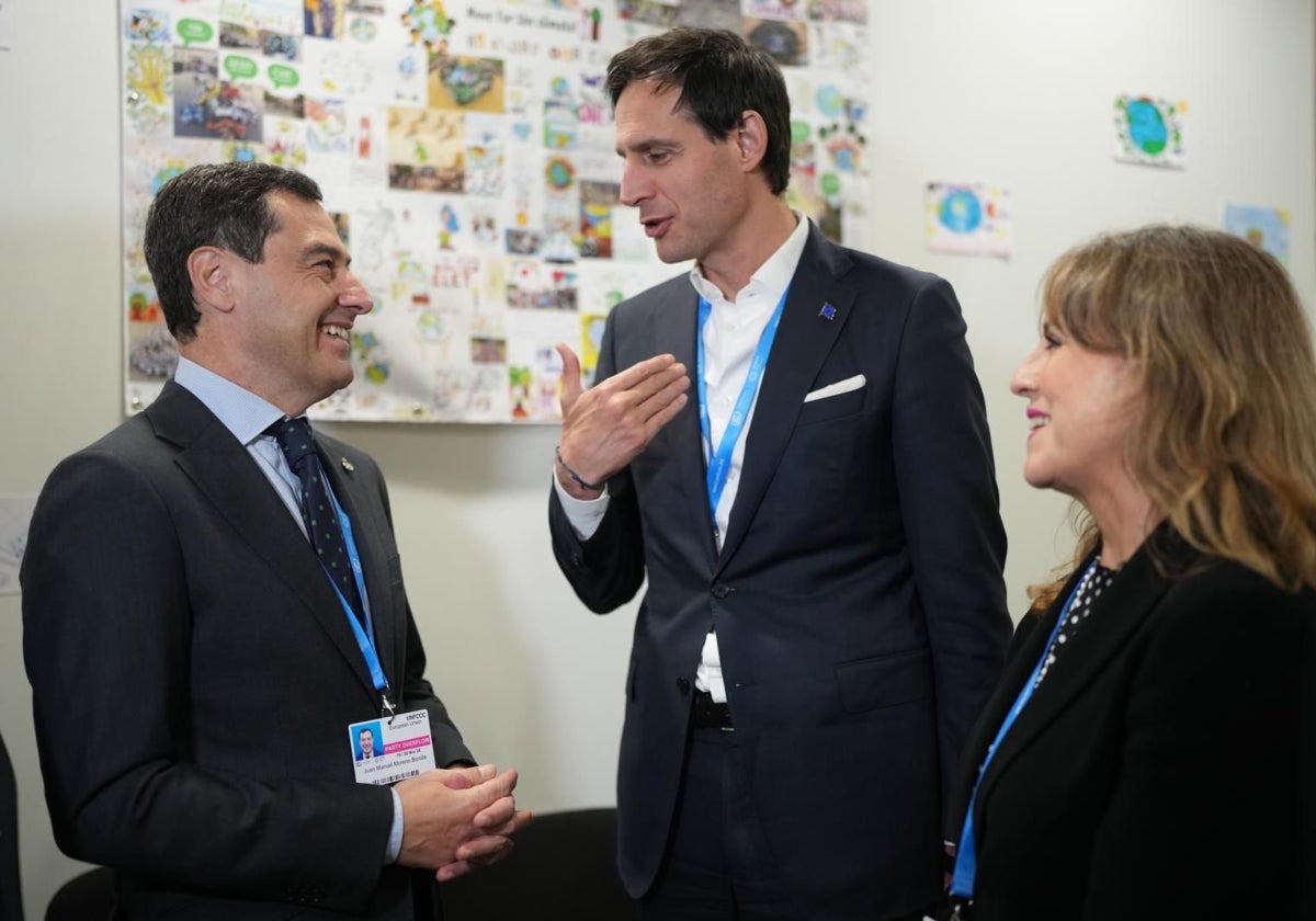 El presidente andaluz con el comisario el comisario europeo del Clima, Wopke Hoekstra