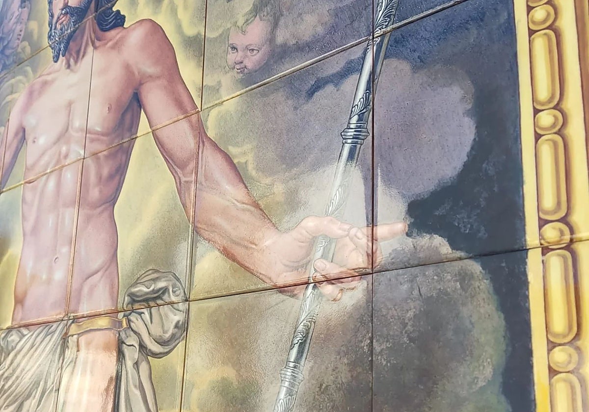 La zona inferior de la derecha, bajo la mano del Señor, ya está reparada