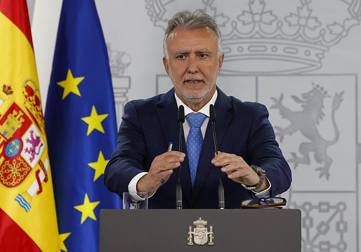 El ministro Torres anuncia una querella conjunta del PSOE contra Aldama por injurias y calumnias