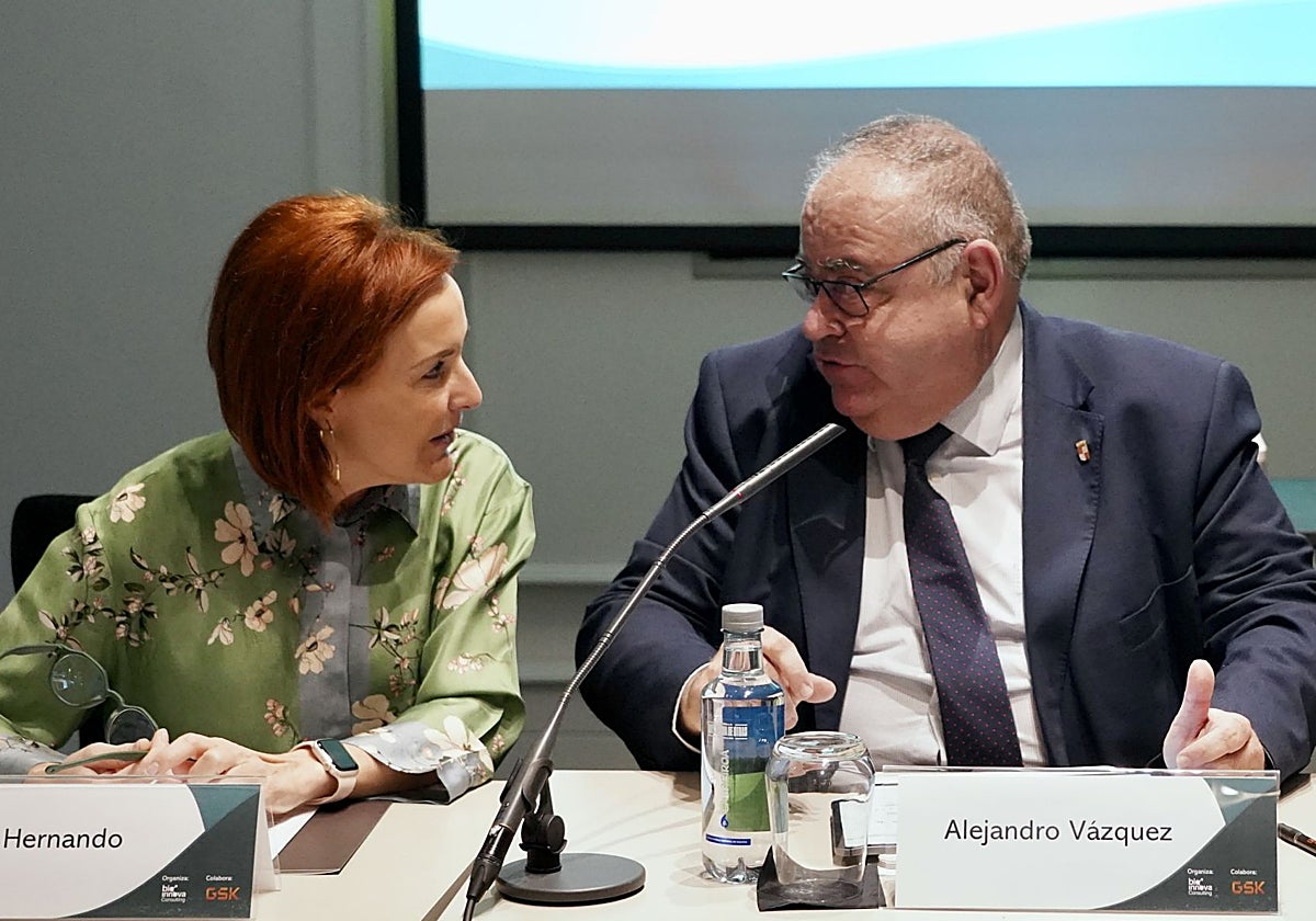 El consejero de Sanidad, Alejandro Vázquez Ramos, durante el Encuentro Nacional de Vacunas e Inmunizaciones 2024