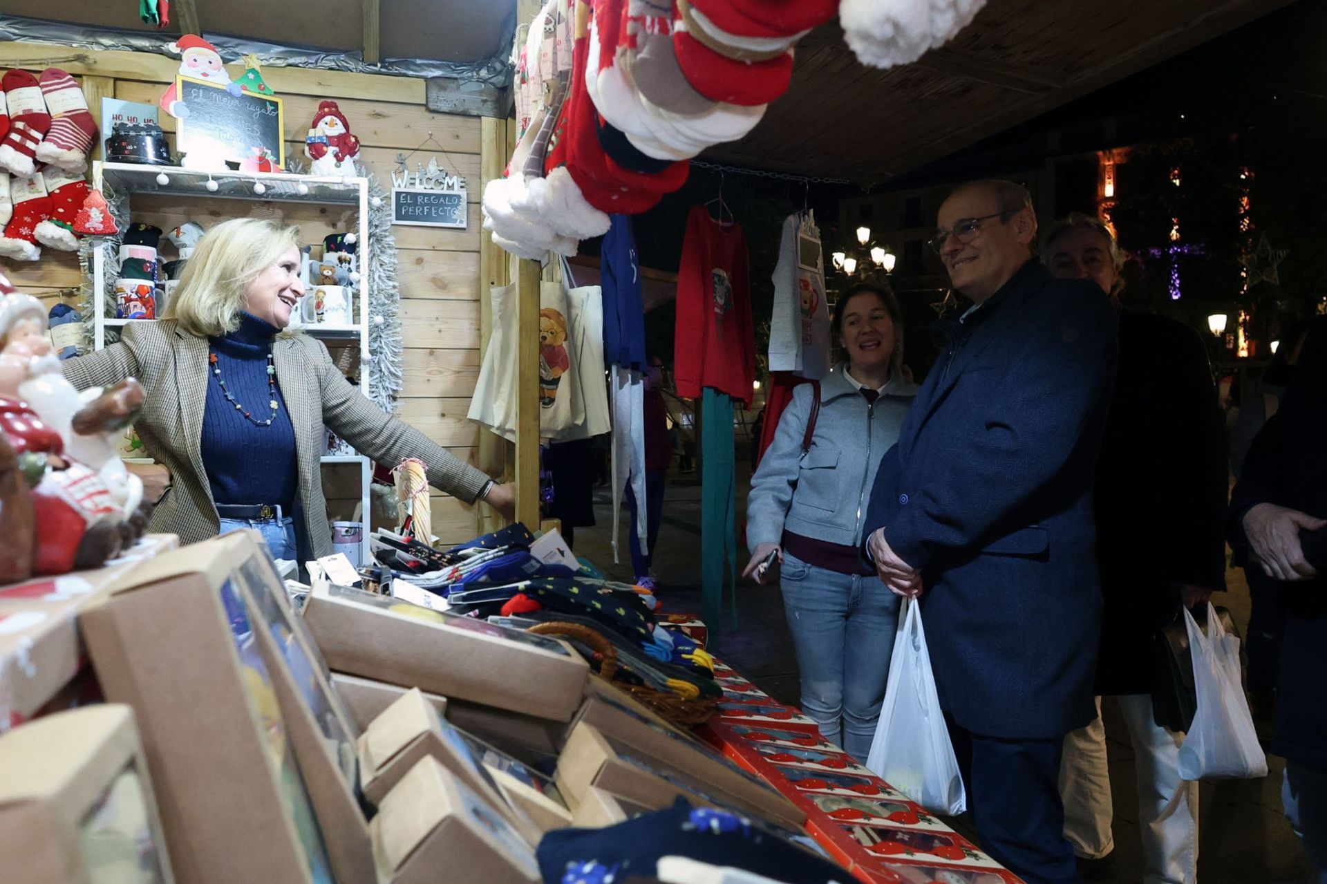Los mercadillos abren la Navidad en Toledo