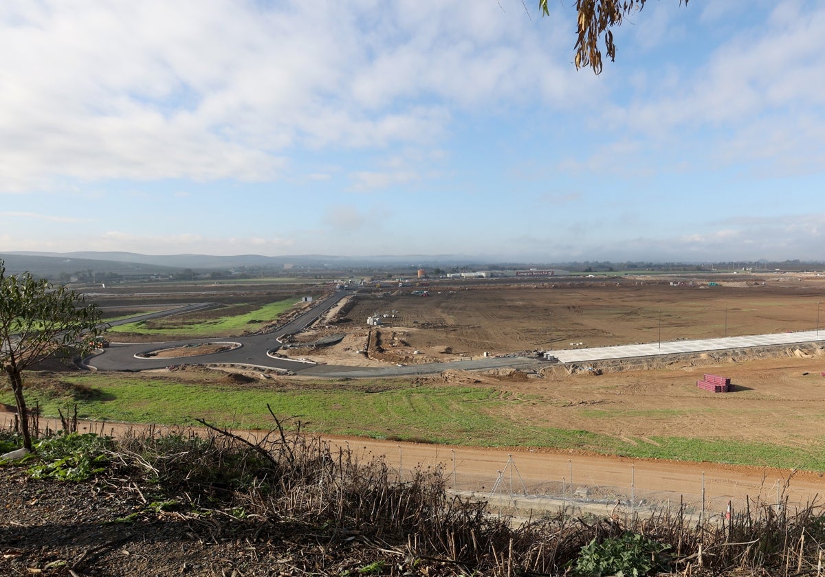 Panorámica de las obras de urbanización de la Base Logísticadel Ejército de Tierra en Córdoba