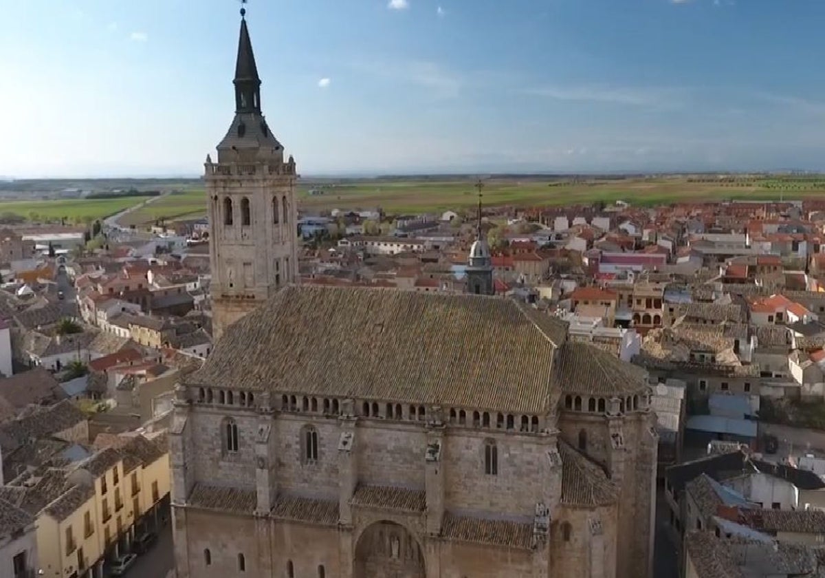 Vista aérea de la iglesia de San Benito Abad de Yepes, declarada Bien de Interés Cultural en 1992