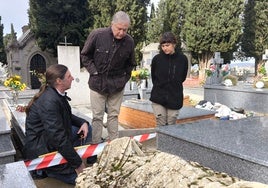 Comienza la restauración de la tumba de Apolonia en el cementerio municipal de Ciudad Real