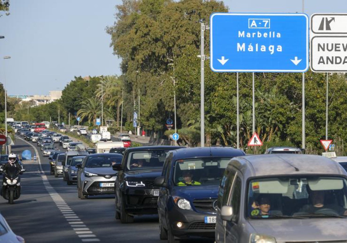 Atasco en la A-7 en Marbella