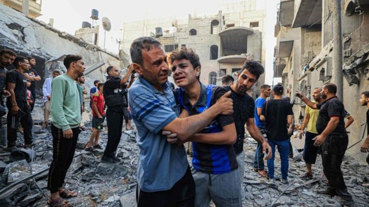 Bombardeo israelí sobre Jan Yunis, en Gaza
