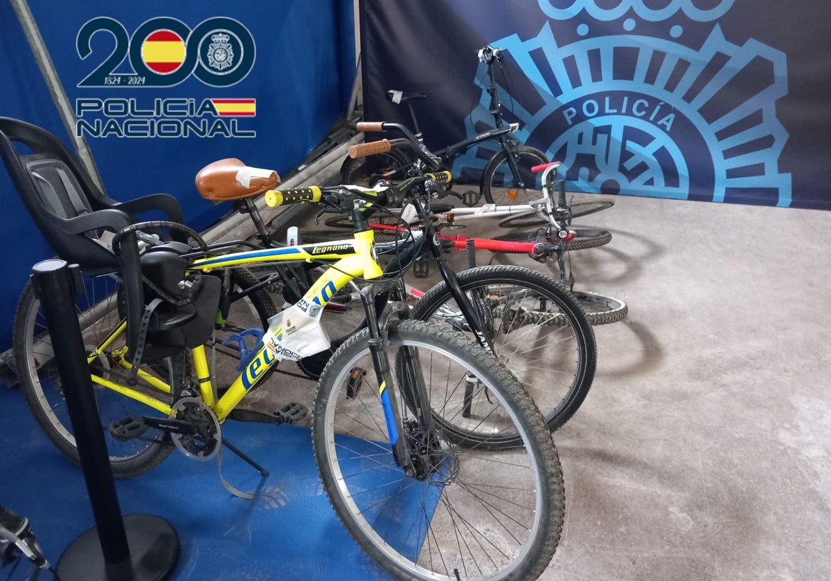 Imagen de las bicicletas recuperadas en Valencia