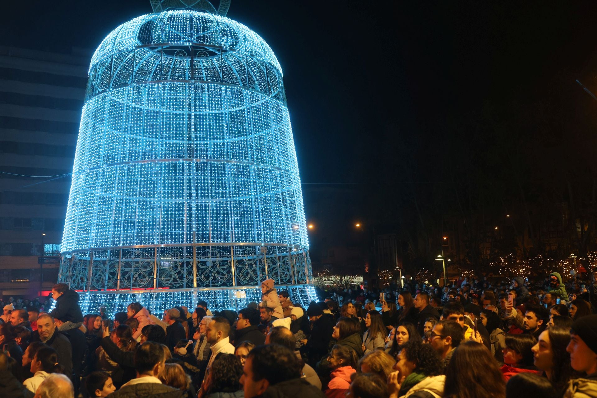 León, Ponferrada y Zamora encienden su Navidad «más espectacular»