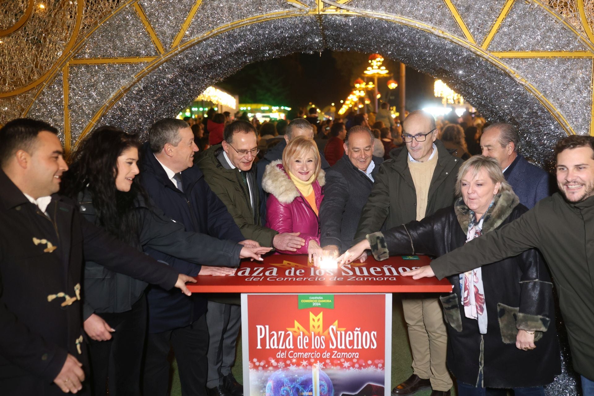 León, Ponferrada y Zamora encienden su Navidad «más espectacular»