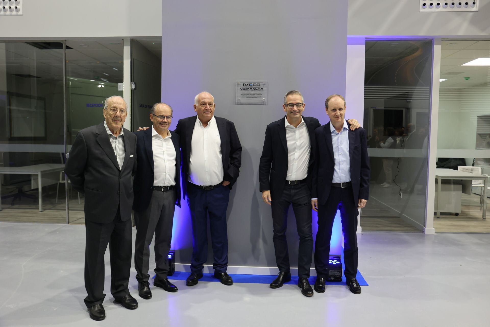 La inauguración del nuevo concesionario Veimancha de Iveco en Córdoba, en imágenes