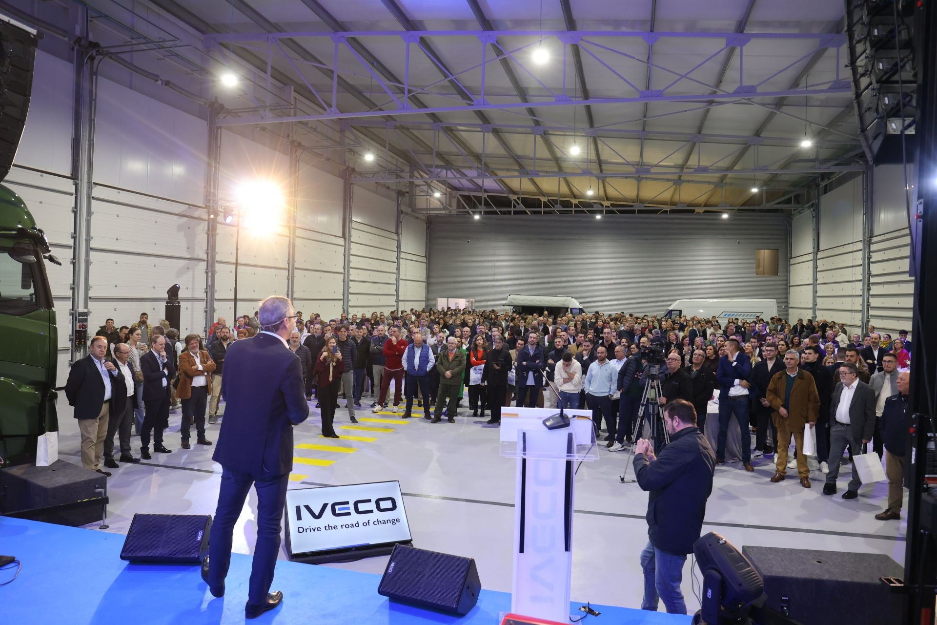 La inauguración del nuevo concesionario Veimancha de Iveco en Córdoba, en imágenes