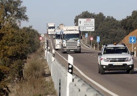 Casanueva: «El Gobierno vende humo ante la evidencia de que no ha hecho nada para convertir en autovía la N-432»