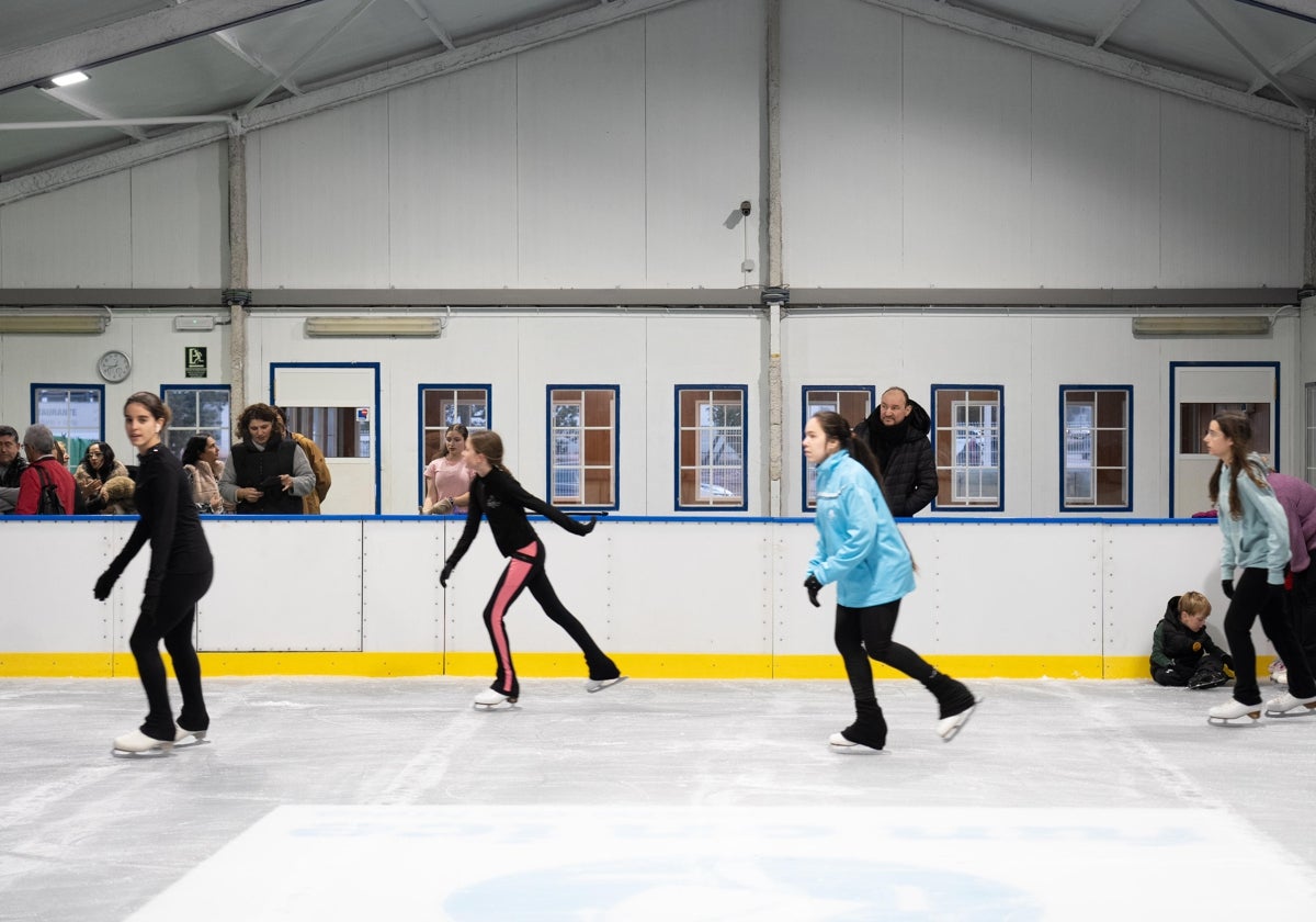 Imagen tomada en la pista de hielo Fun on Ice junto al Centro Comercial Bonaire, en Valencia