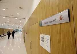 Juzgan a un joven en Córdoba por violar a una menor de 15 años en un callejón oscuro y sin salida