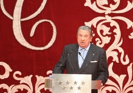 El histórico socialista Paco Vázquez: «Nunca han sido tan perseguidos los valores de todos los españoles»