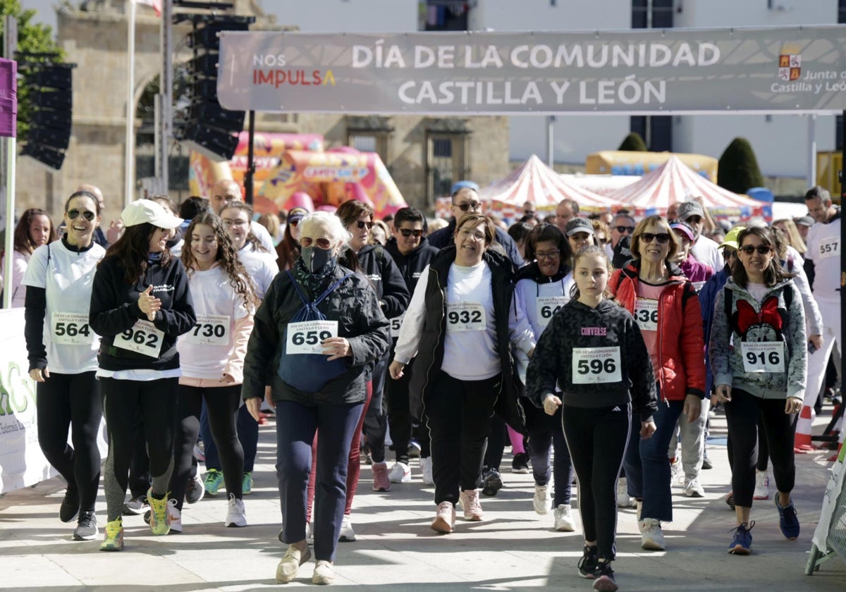 Carrera y marcha organizada en Salamanca con motivo del pasado Día de la Comunidad