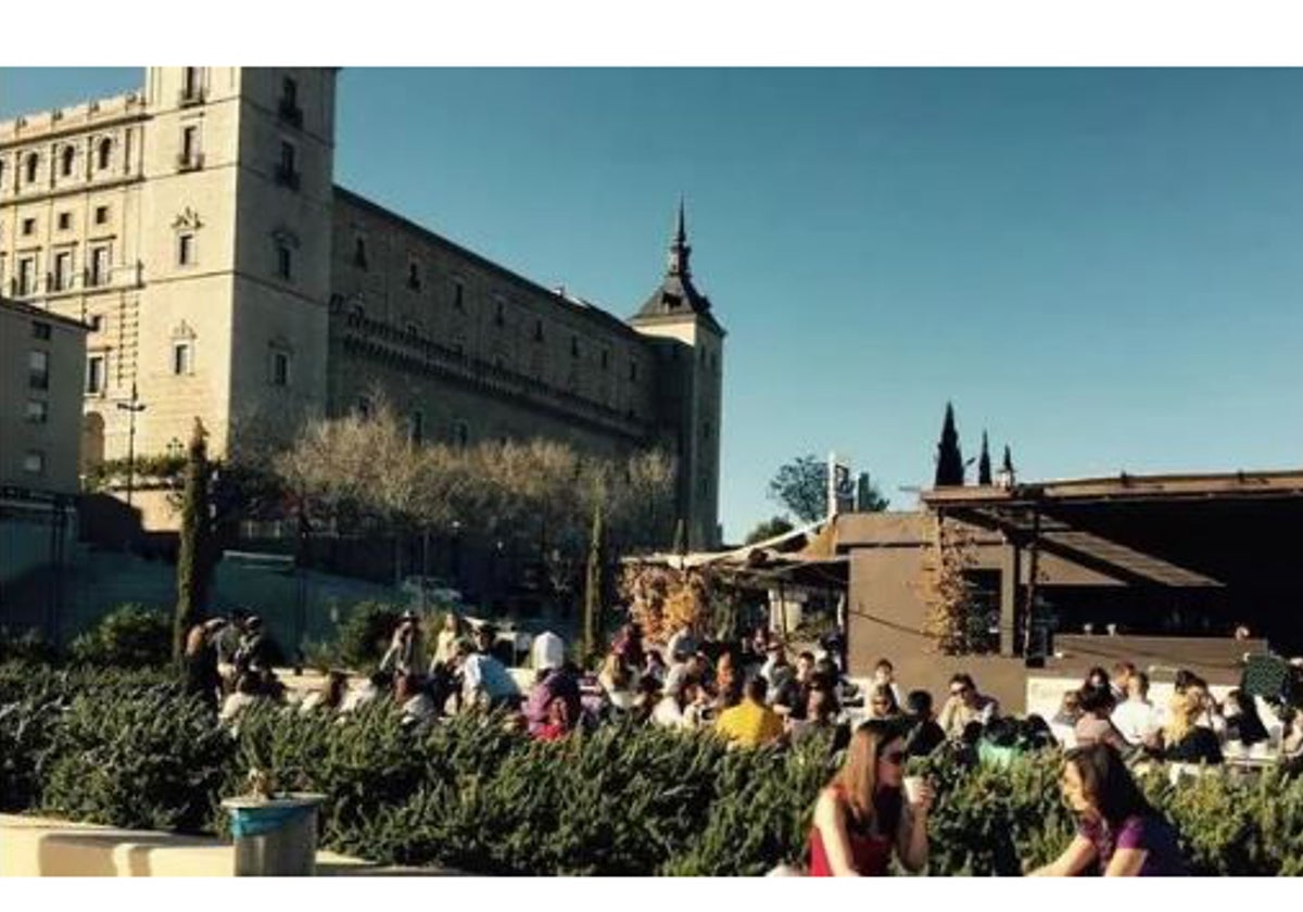 Una terraza en el Casco Histórico de Toledo