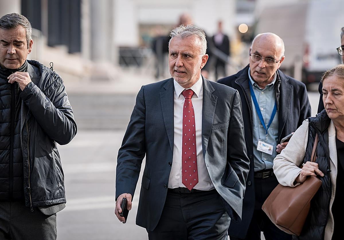 Ángel Víctor Torres, ministro de Política Territorial, a su llegada a la reunión