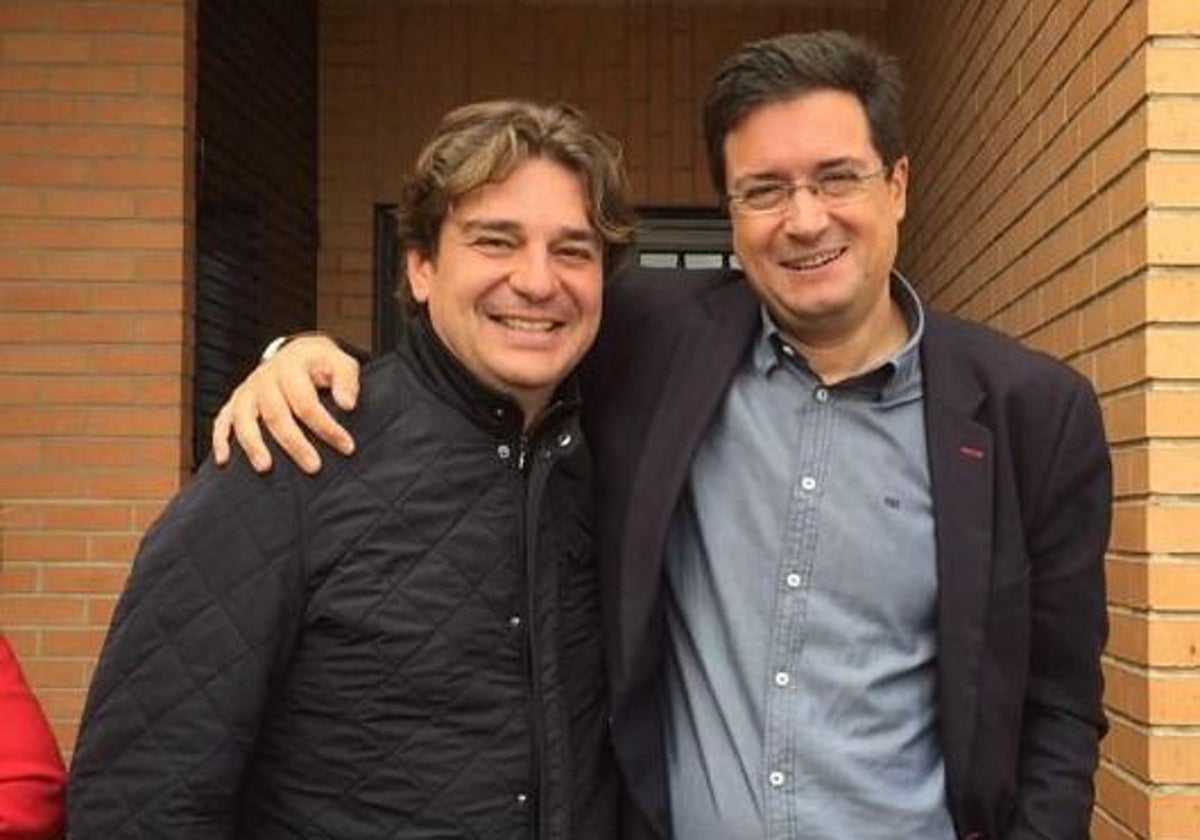 El alcalde de Fuenlabrada, Javier Ayala, con el ministro Óscar Puente