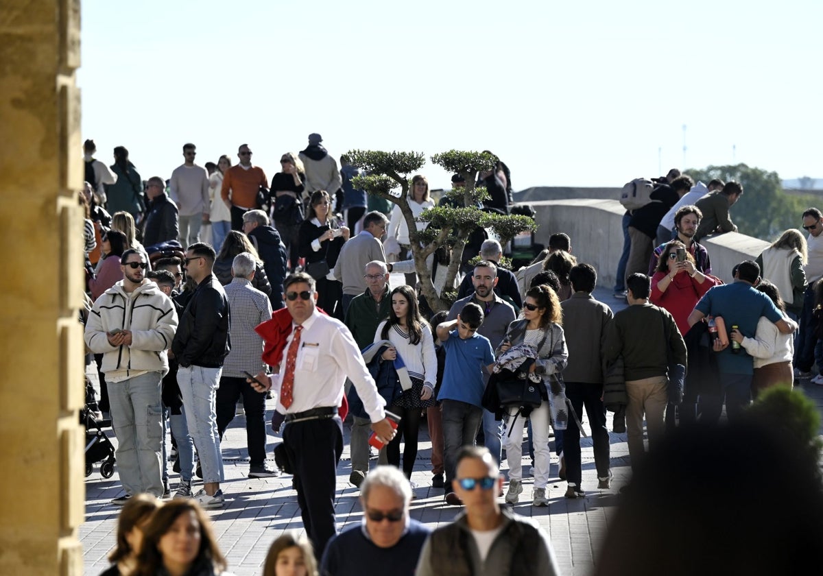 Lleno en la Puerta del Puente