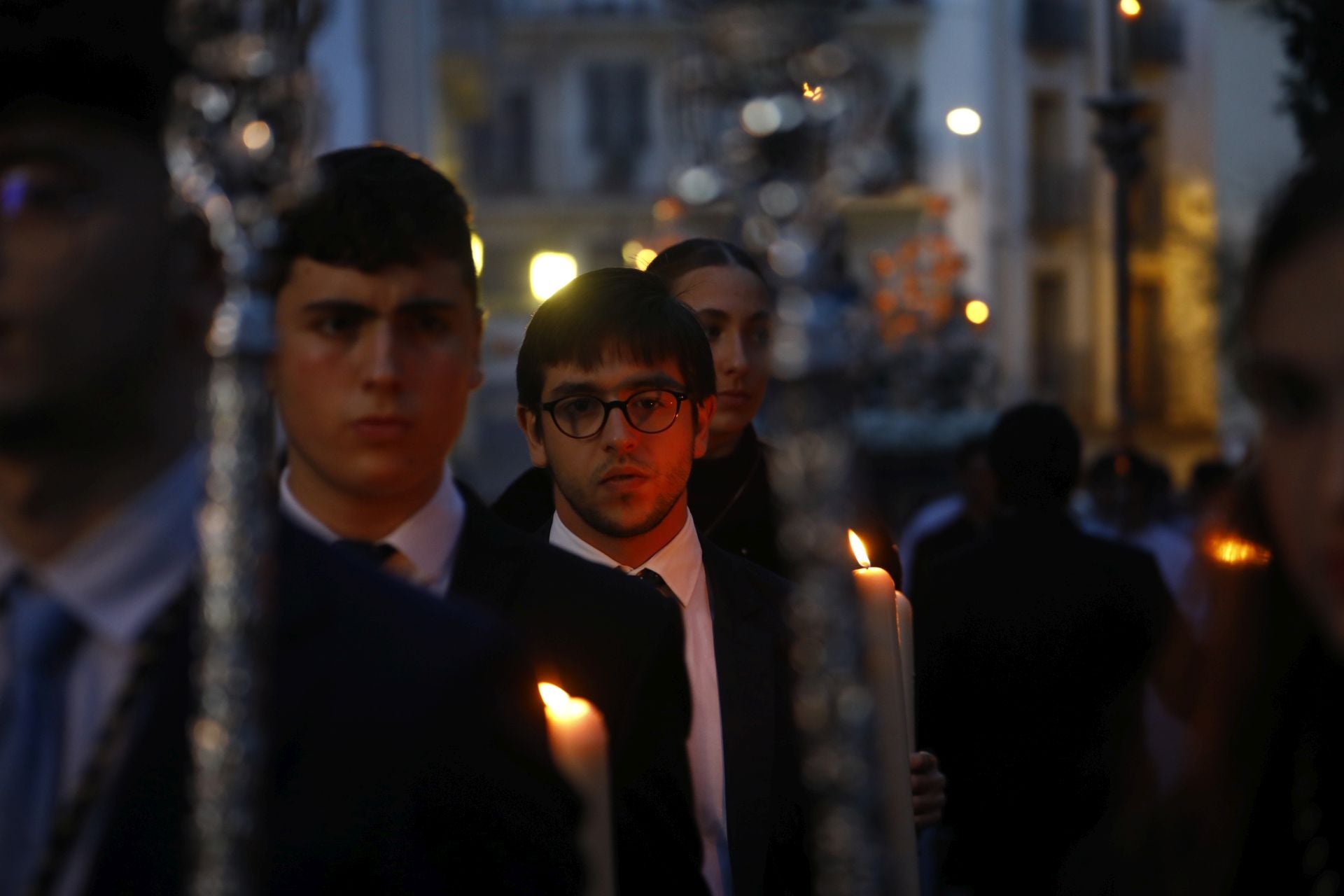 La procesión de la Inmaculada con los jóvenes de Córdoba, en imágenes