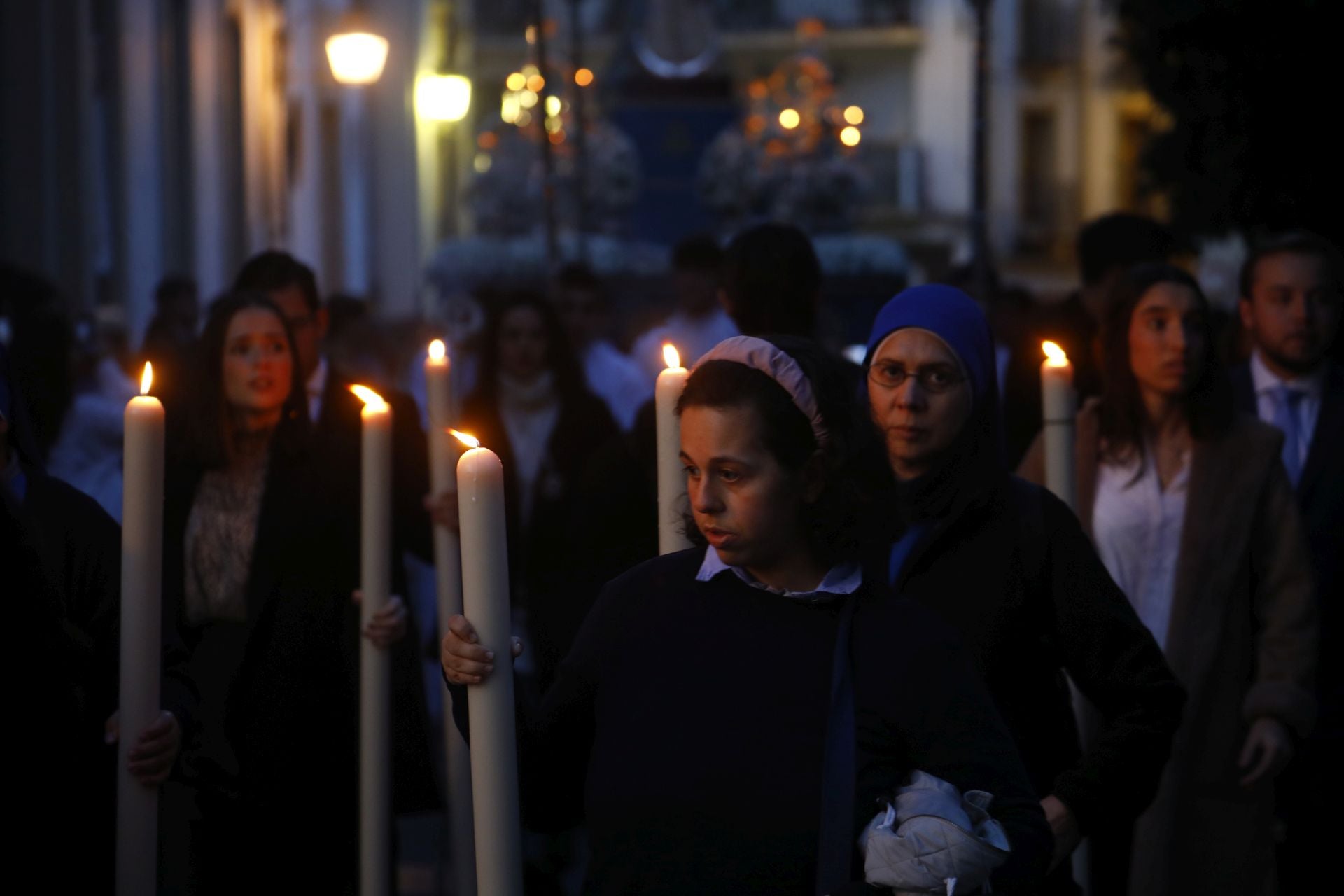 La procesión de la Inmaculada con los jóvenes de Córdoba, en imágenes