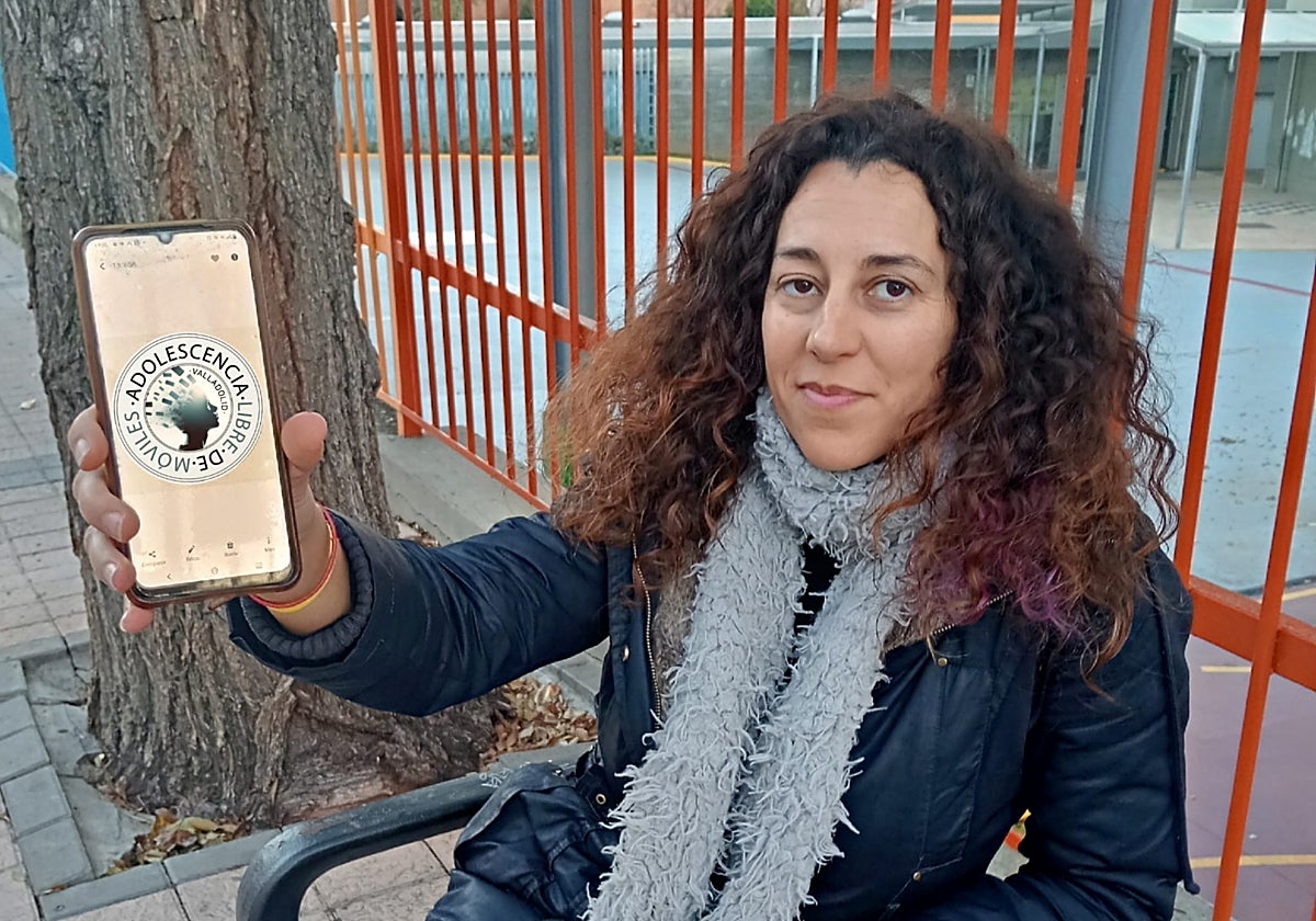 Noelia Muelas, una de las portavoces de la plataforma 'Adolescencia Libre de Móviles' en Valladolod