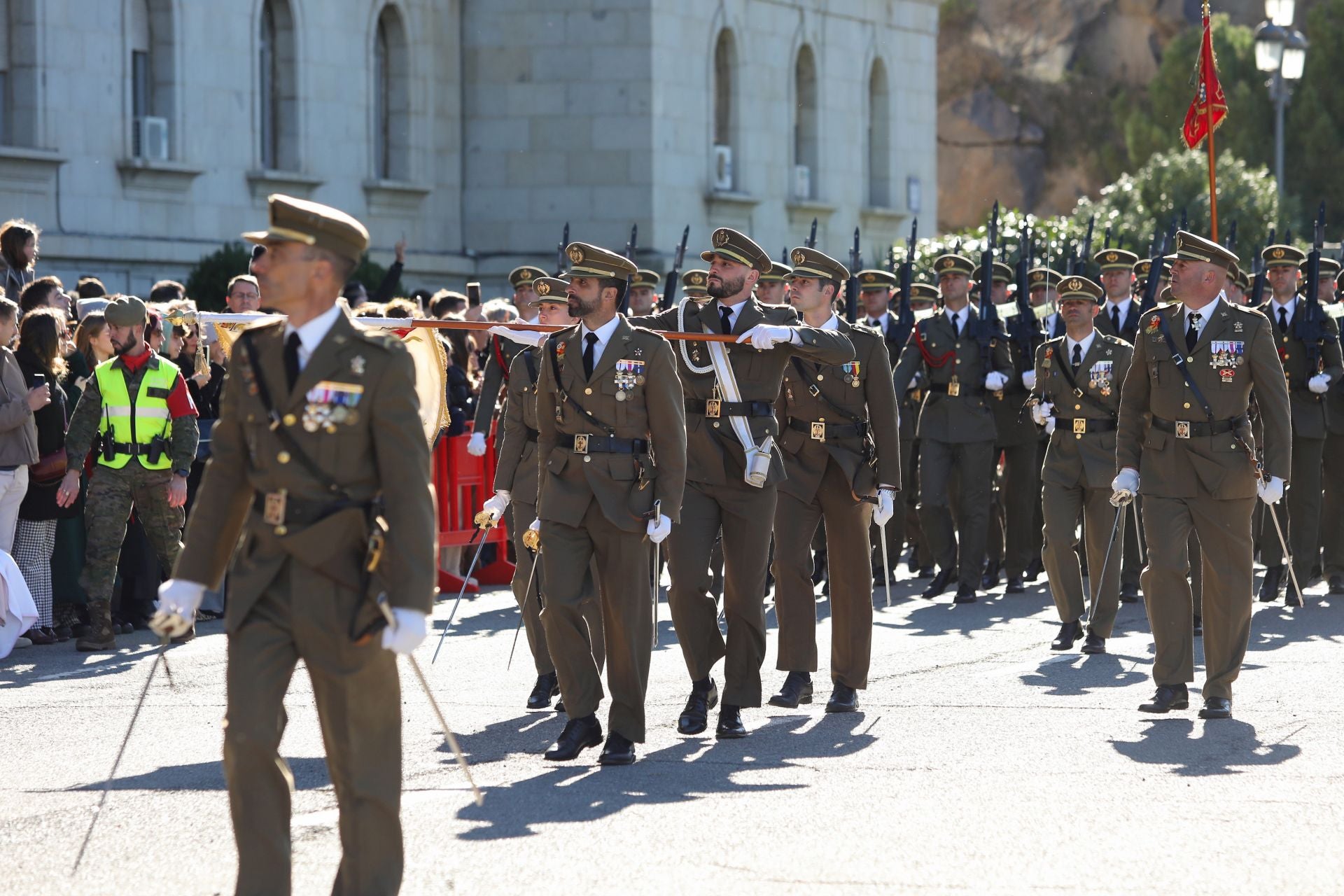 Toledo rinde homenaje a la Academia de Infantería y a la Inmaculada