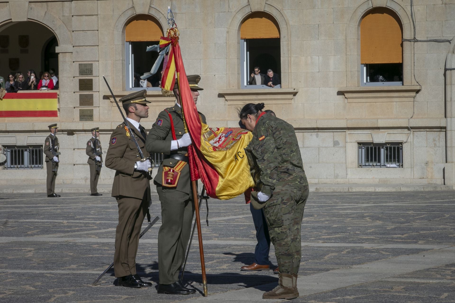 Toledo rinde homenaje a la Academia de Infantería y a la Inmaculada