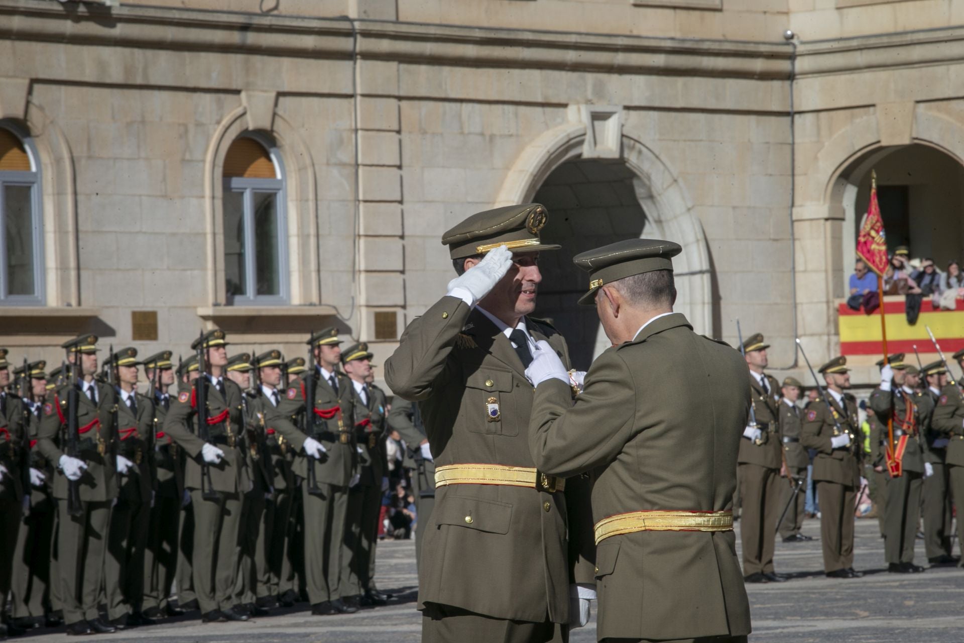 Toledo rinde homenaje a la Academia de Infantería y a la Inmaculada