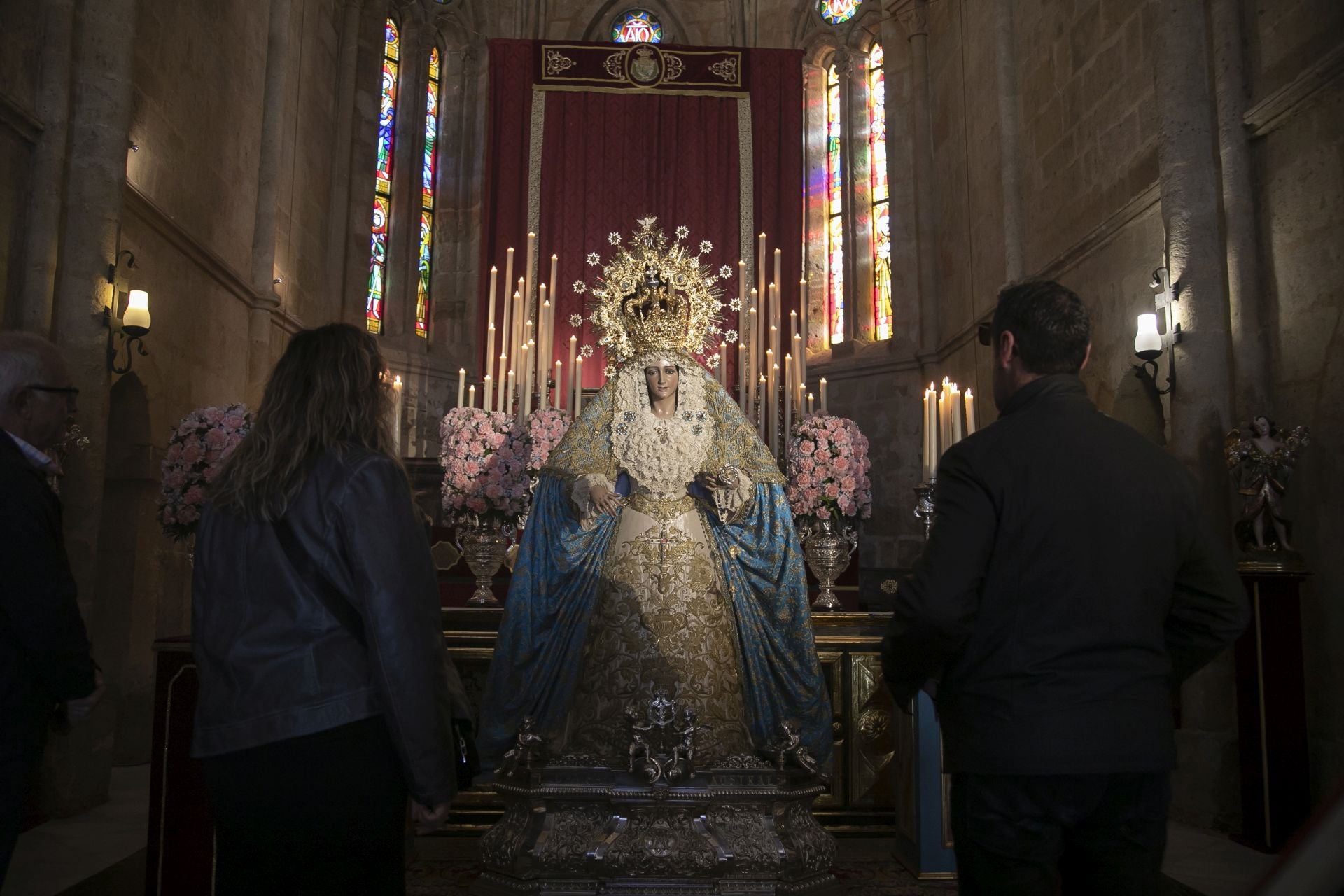 El besamanos a la Virgen de la Alegría de Córdoba por la Purísima, en imágenes