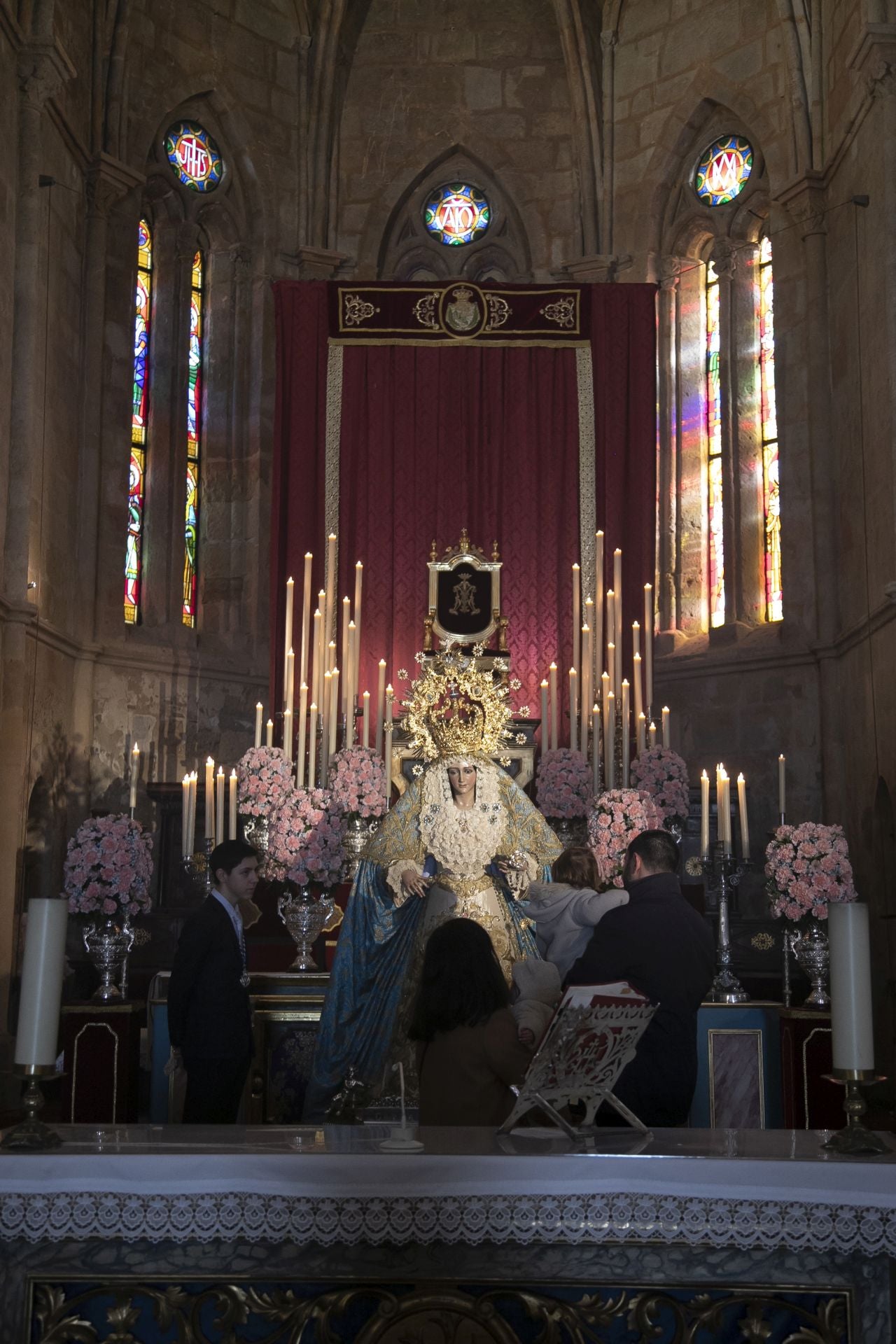 El besamanos a la Virgen de la Alegría de Córdoba por la Purísima, en imágenes