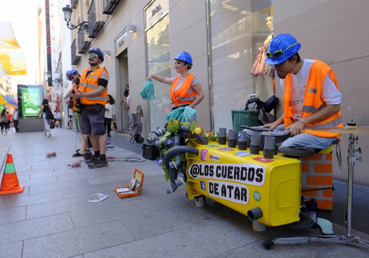 Músicos en la calle Preciados, en una imagen de archivo