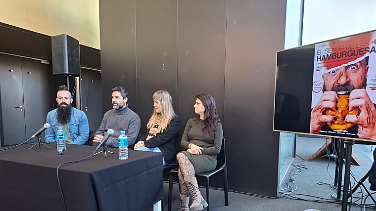 Imagen de la presentación de la obra de teatro 'El señor de las hamburguesas'