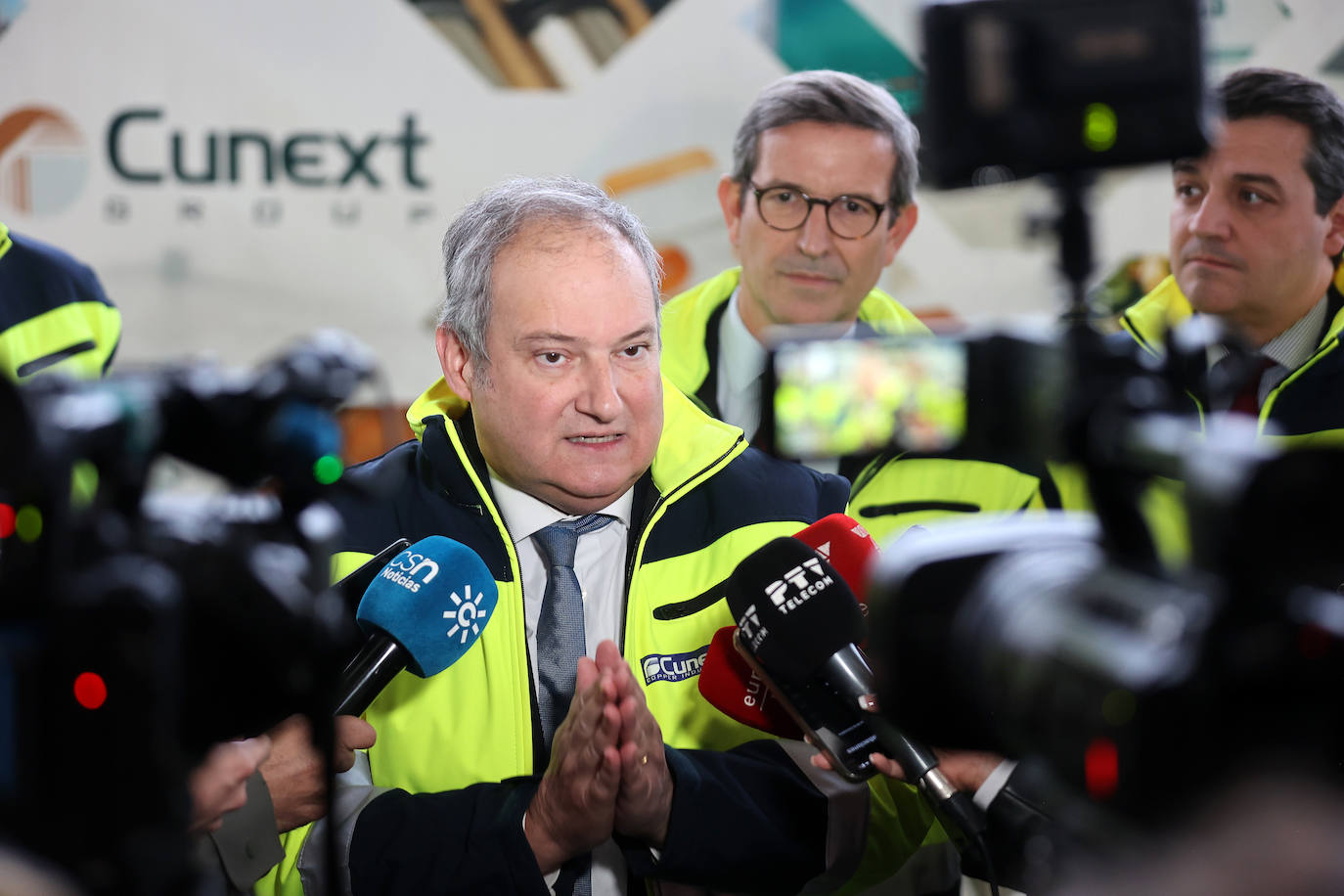 La visita del ministro de Industria a Cunext Copper en Córdoba, en imágenes