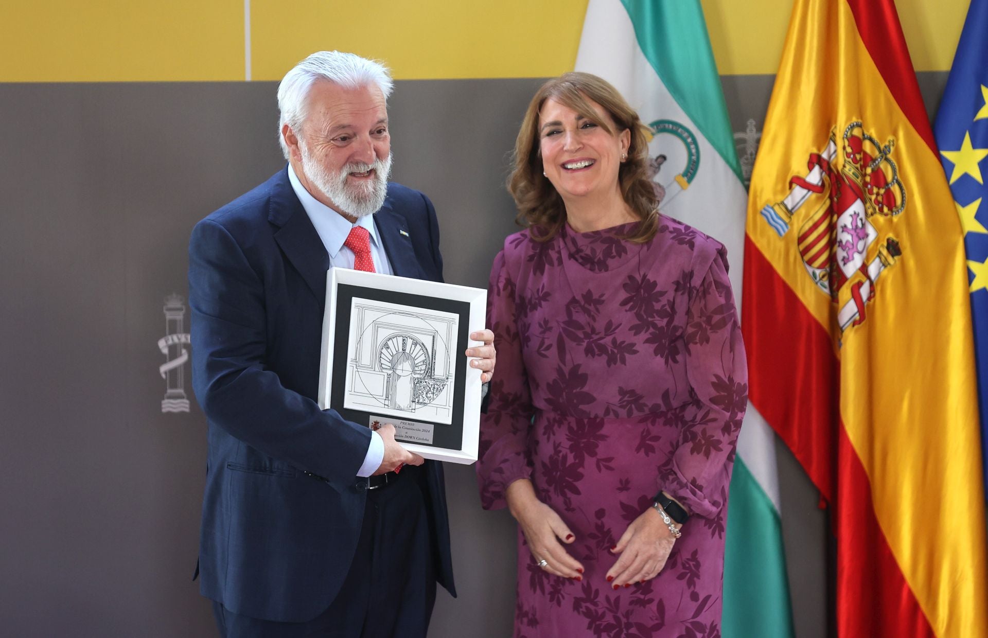 El orgullo de los premiados por el día de la Constitución, en imágenes