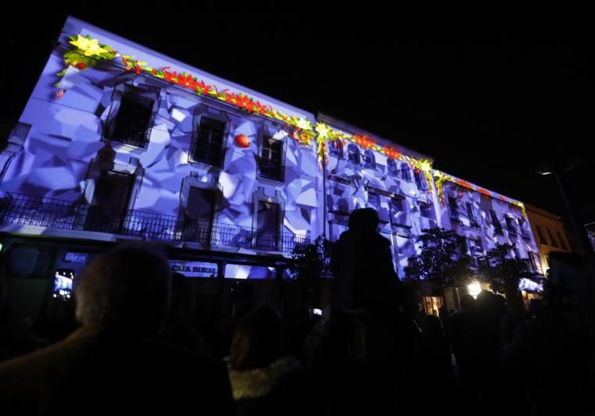 Videomapping en las navidades de 2019 en la calle Capitulares.