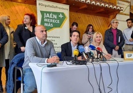 María Jesús Montero facilita una moción de censura que desaloja al PP de Jaén a cambio de una quita de deuda