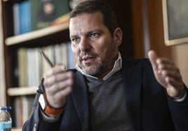 José López Campos:  «El decreto de la lengua se puede retocar, pero no el equilibrio del 50-50»