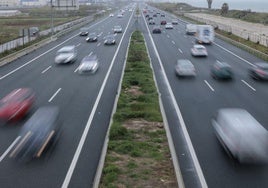 Un peatón atropellado en El Ejido, única víctima mortal por accidente de tráfico en Andalucía este fin de semana