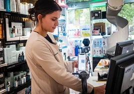 La Junta de Andalucía abre el plazo para la adjudicación de 122 nuevas oficinas de farmacia