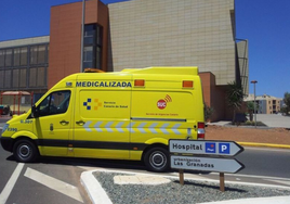 Una mujer da a luz una niña en una ambulancia  en Fuerteventura