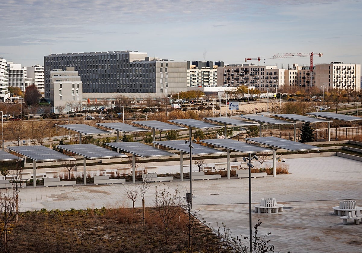 Primeros pasos para levantar el barrio de La Solana de Valdebebas,  fronterizo con Alcobendas