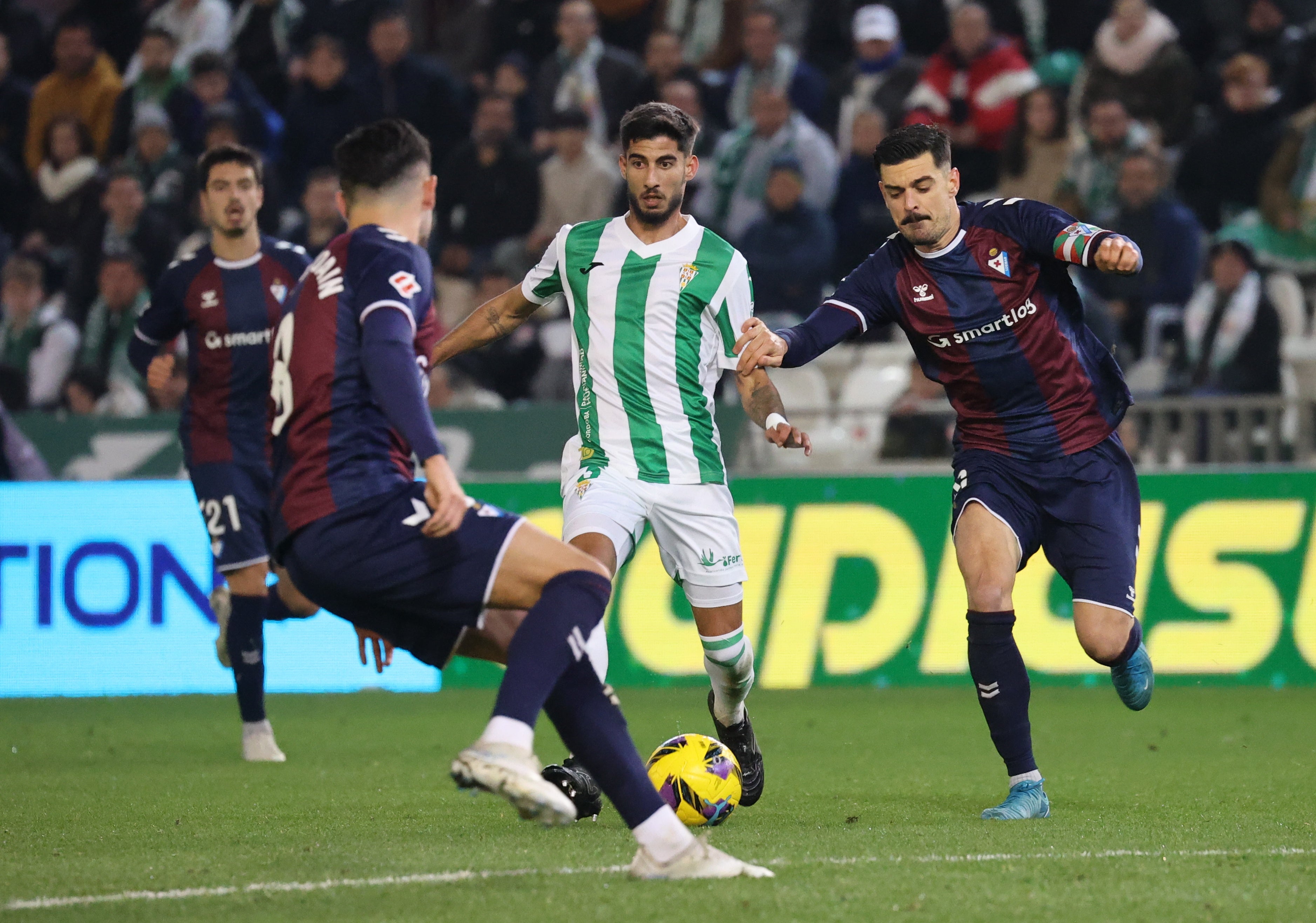 La alegría del triunfo del Córdoba ante el Eibar, en imágenes